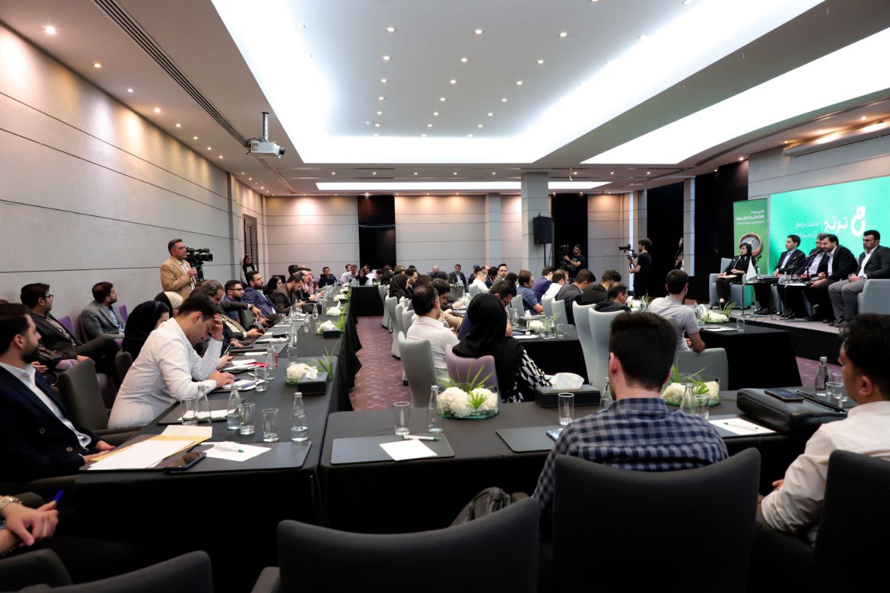 برنامههای آینده «سرچشمه» و «فافق» توسط مدیران عامل این دو مجموعه تشریح شد + دانلود تحلیل بنیادی