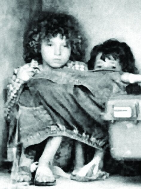 ماجرای عجیب کودکانی که در میان حیوانات رشد کردند + تصاویر