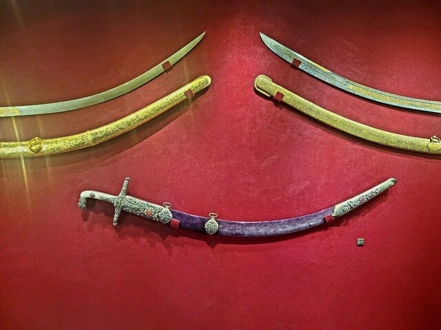 این طلا و جواهر را فقط در تهران میتوان دید + عکس