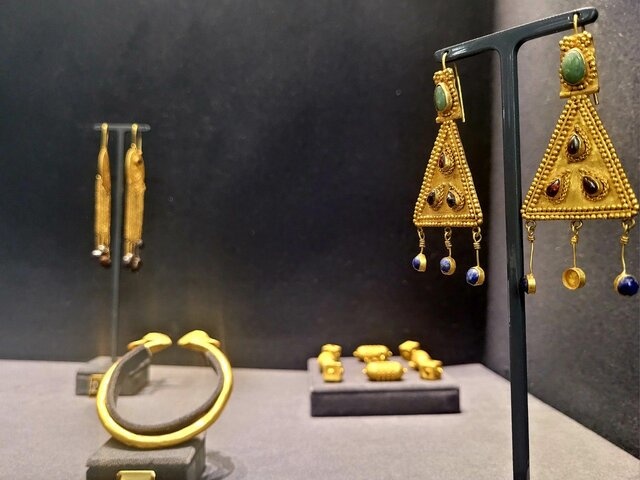 این طلا و جواهر را فقط در تهران میتوان دید + عکس