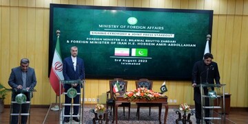 وزیر خارجه پاکستان: مرزهای ایران و پاکستان باید به سمبل ثبات و صلح تبدیل شود