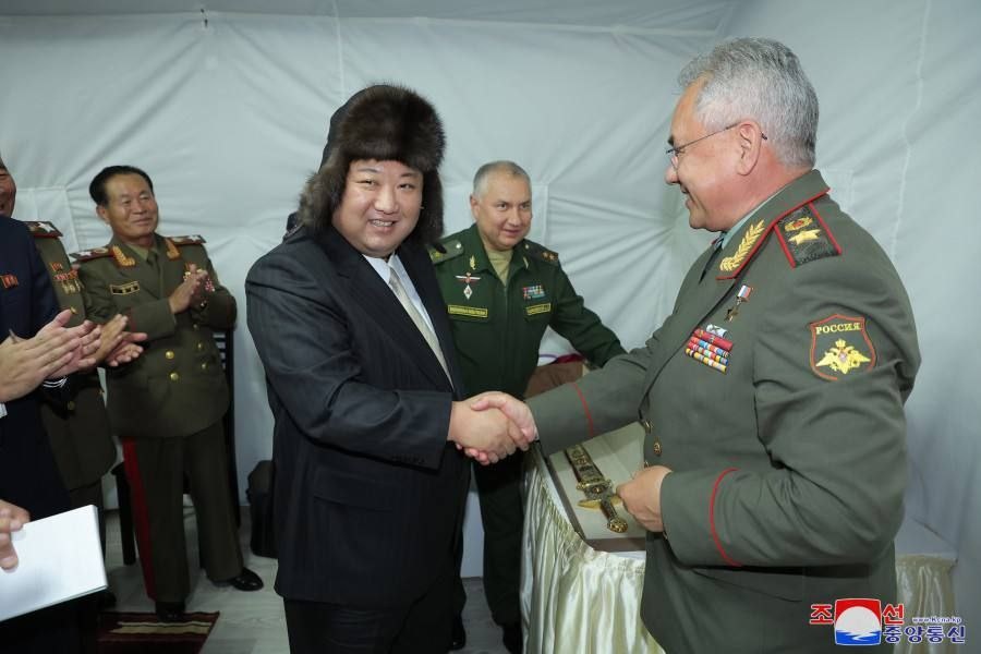 کلاه بزرگی که روسیه بر سر رهبر کره‌شمالی گذاشت! + عکس
