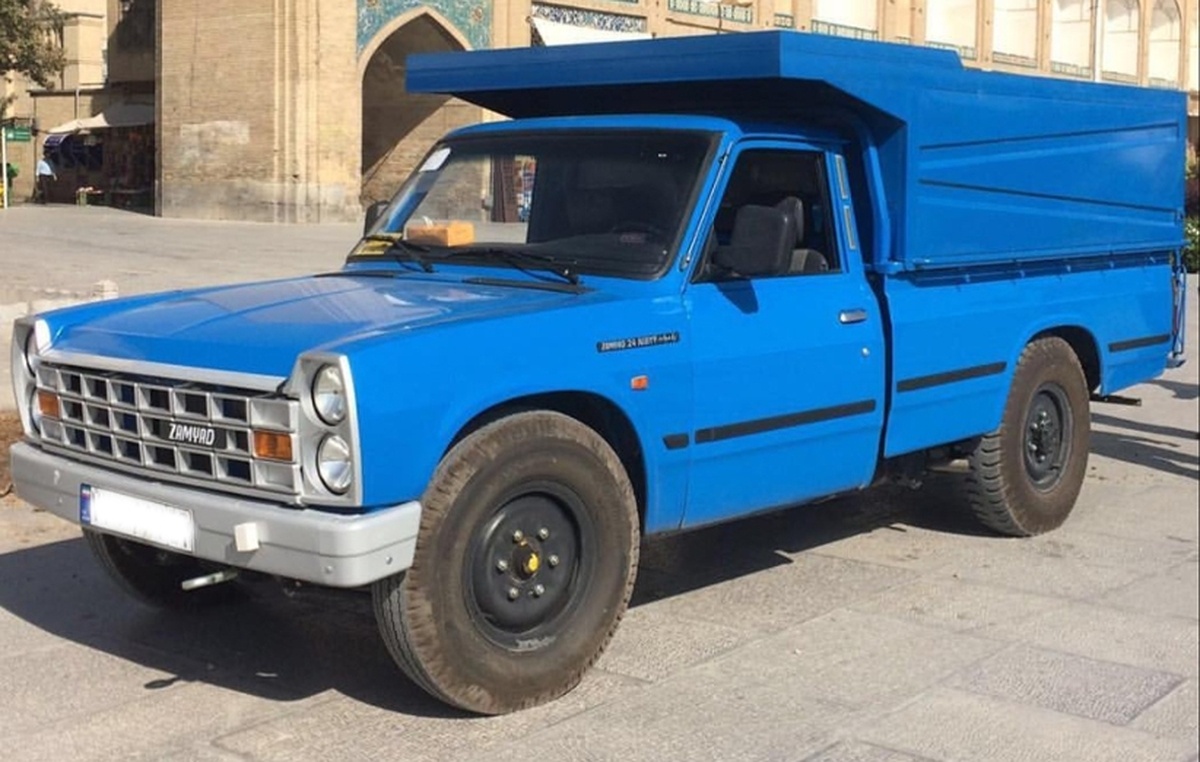 نیسان آبی، منجی محبوسان آتشسوزی شد + فیلم نیسان آبی، منجی محبوسان آتشسوزی شد + فیلم