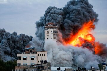 گزارش زنده خبرنگار الجزیره زیر حملات سنگین اسراییل به غزه + فیلم