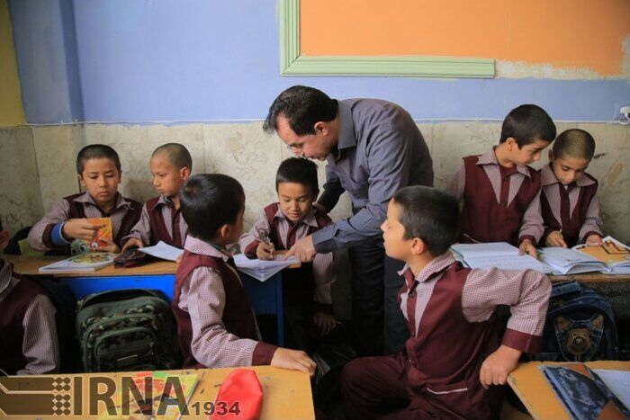 مدارس سفارتخانههای ایران تعطیل شد؟