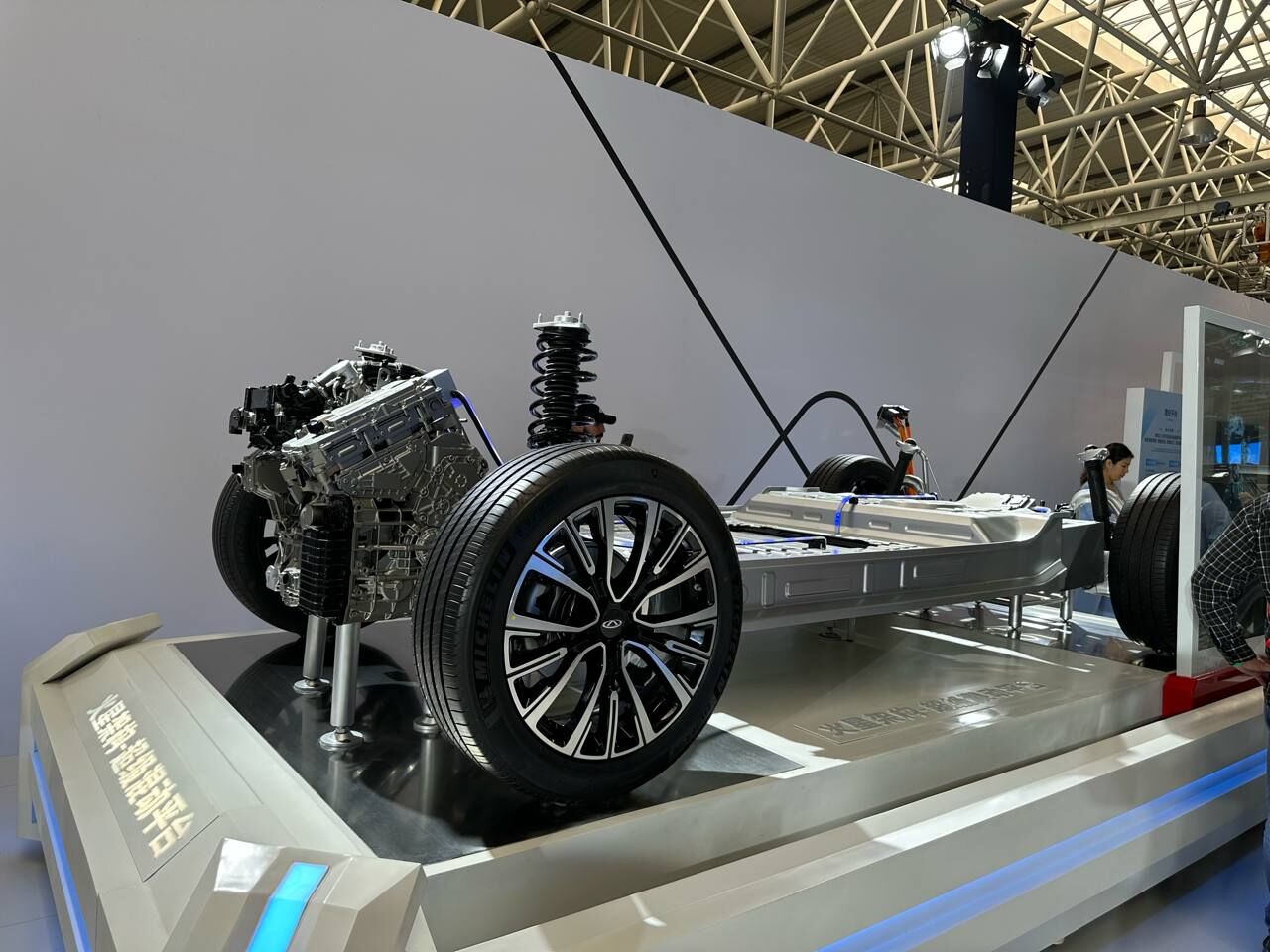 رونمایی از تکنولوژی خودروهای اکسید، محصول محصول آینده بازار ایران