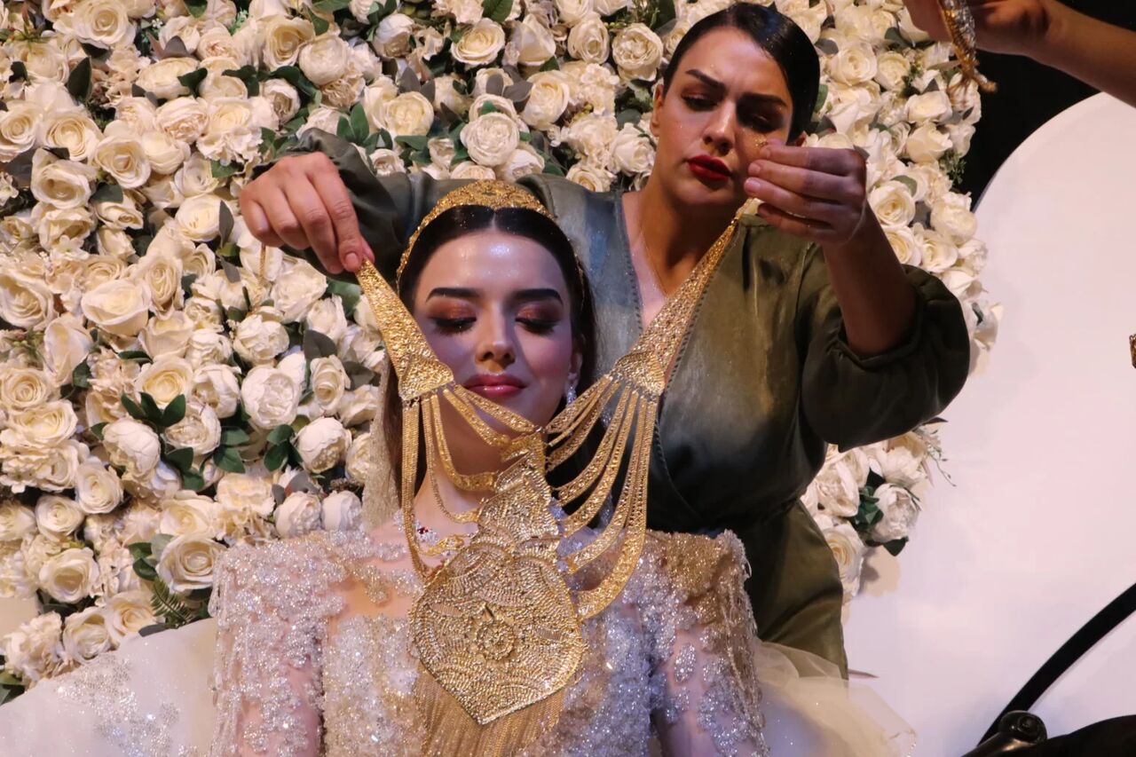 طلای 7 کیلویی عروسی ترکیه‌ای خبرساز شد + عکس