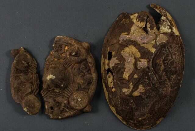 کشف یک گنج باورنکردنی / ۳ هزار سکه و ۵۰ جواهر شگفت‌انگیز پیدا شد!
