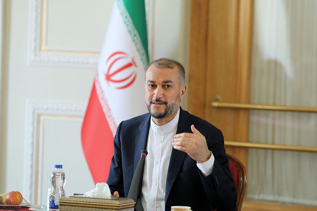 تماس تلفنی وزرای امور خارجه ایران و عمان