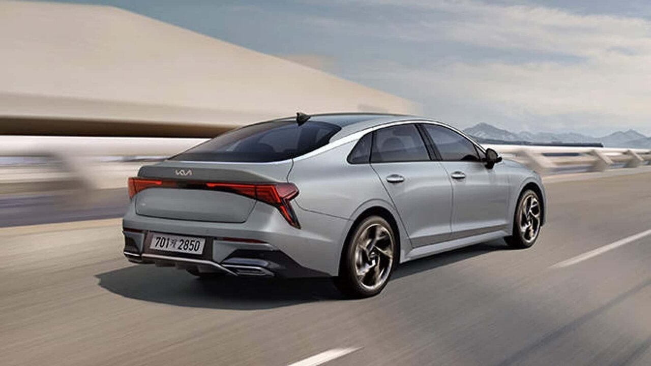 اپتیما با شمایل جدید آمد / این خودروی کیا ۱ میلیارد تومان قیمت دارد + عکس