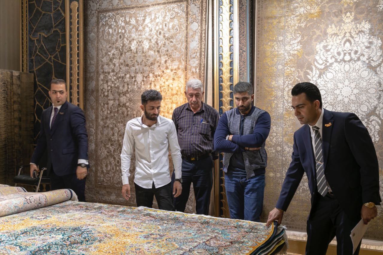 گفتگو با آقای میلاد فتاحی، مدیرعامل شرکت فرش یلدای کویر کاشان