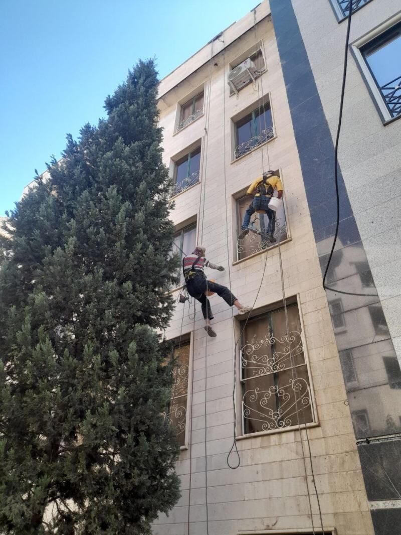 پیچ و رولپلاک سنگ نما و قوانین ریزش سنگ ساختمان