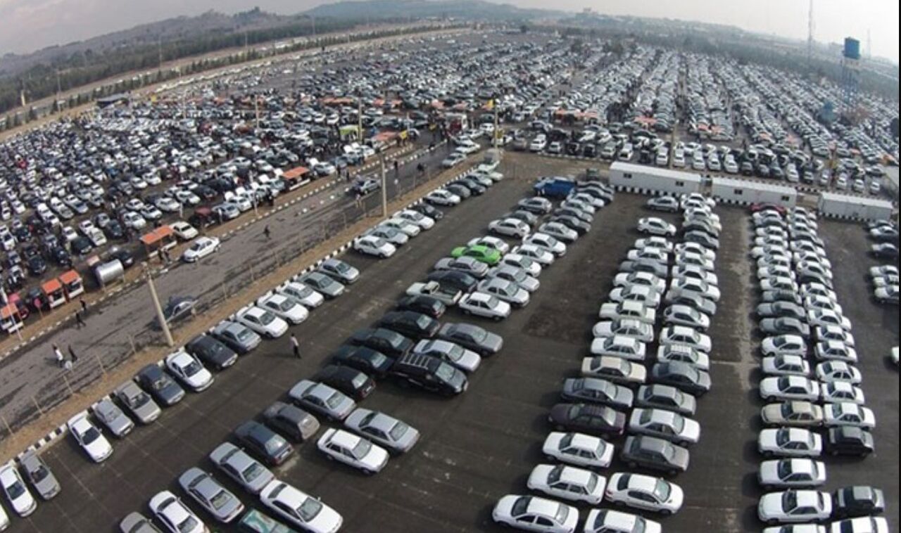 وضعیت بازار خودرو جمعه ۱۲ آبان / افزایش سنگین قیمت پژو پارس، تارا، رانا و سمند