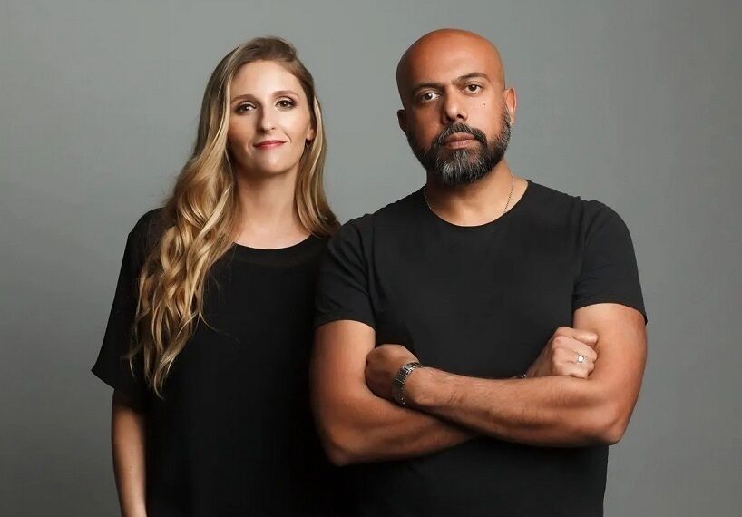 (ویدئو) هیومینای آی پین؛ گوشی هوشمند پوشیدنی که اطلاعات را کف دست کاربر نمایش میدهد