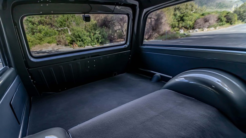 این خودروی زشت بیش از ۵۰ میلیارد تومان قیمت دارد! + عکس