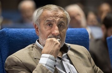 تحصن یک نماینده وسط مجلس شورای اسلامی! + عکس
