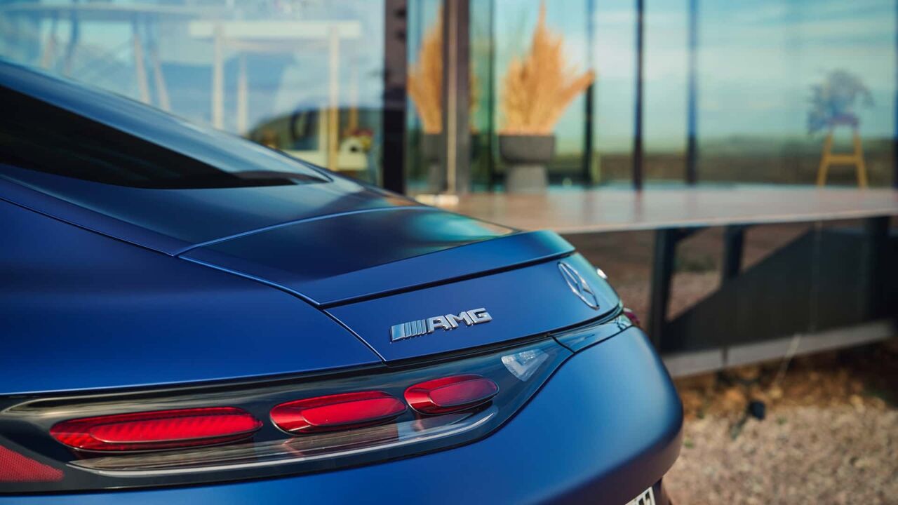 مرسدس بنز-آ ام گ جی تی۶۳ مدل ۲۰۲۴ مرسدس بنز-آ ام گ جی تی۶۳ مدل ۲۰۲۴