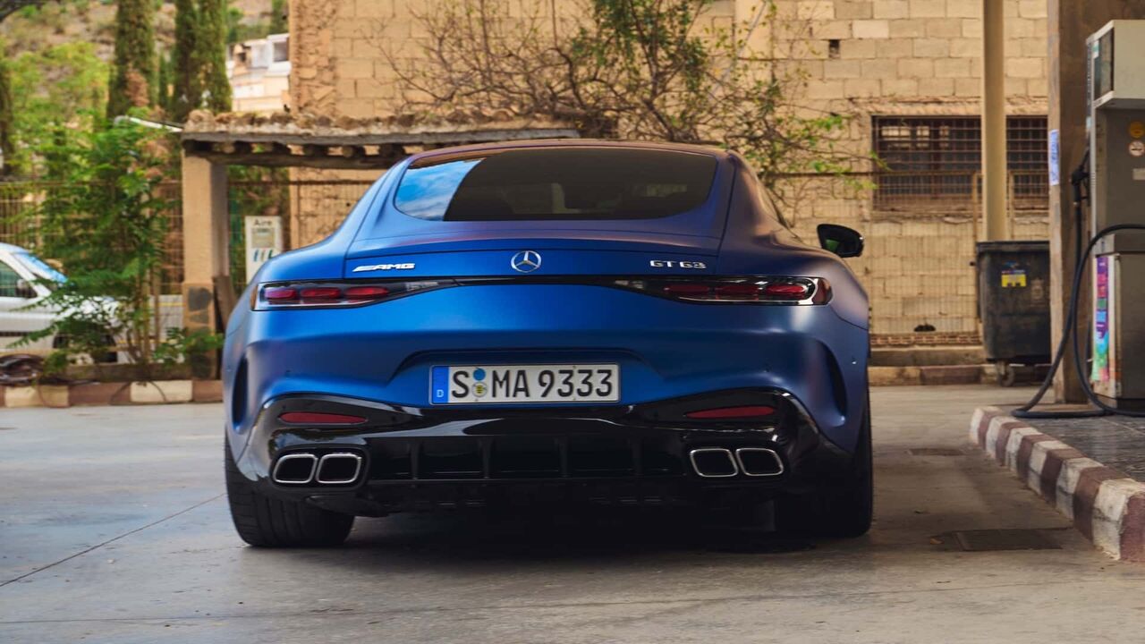 مرسدس بنز-آ ام گ جی تی۶۳ مدل ۲۰۲۴ مرسدس بنز-آ ام گ جی تی۶۳ مدل ۲۰۲۴