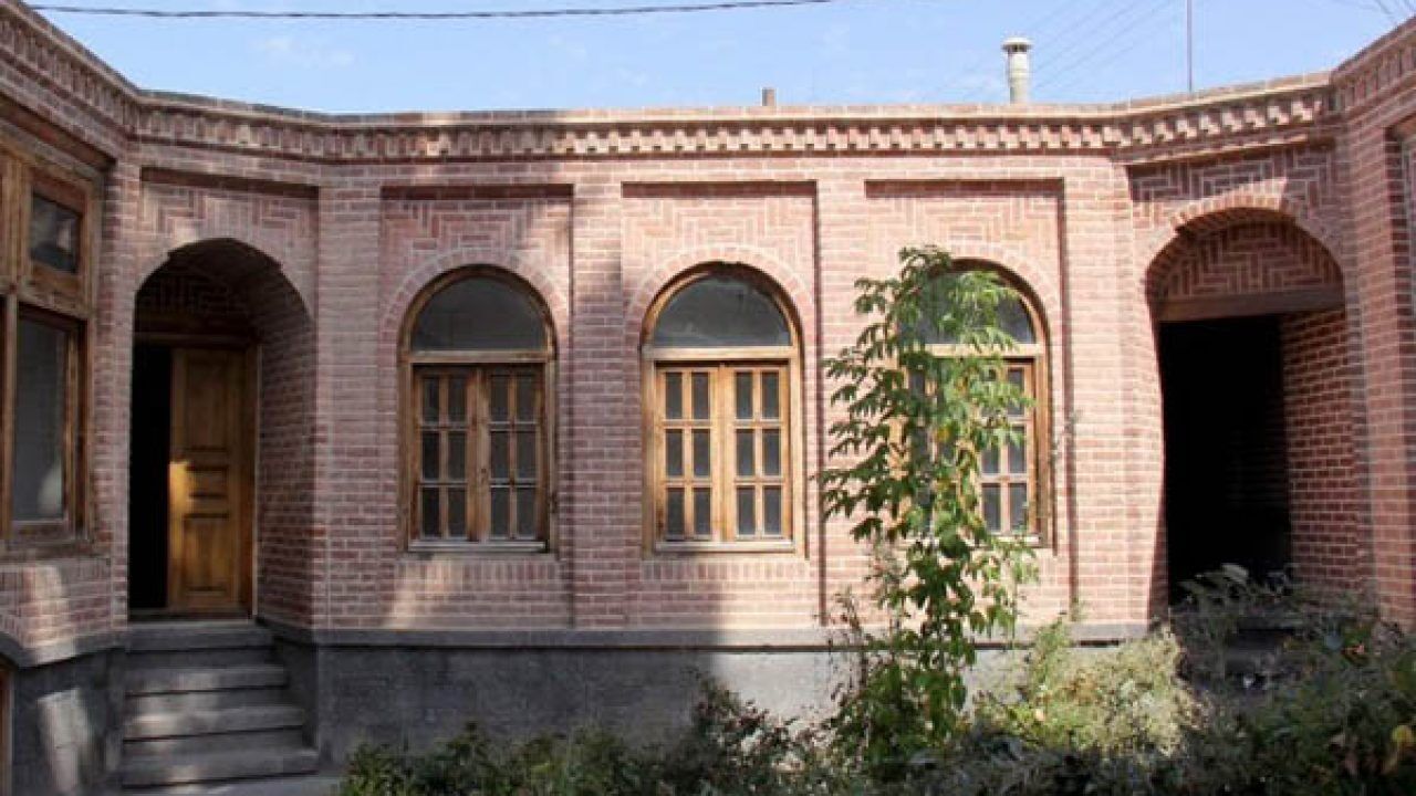 ۲ خانه تاریخی اردبیل به بخش خصوصی واگذار شد