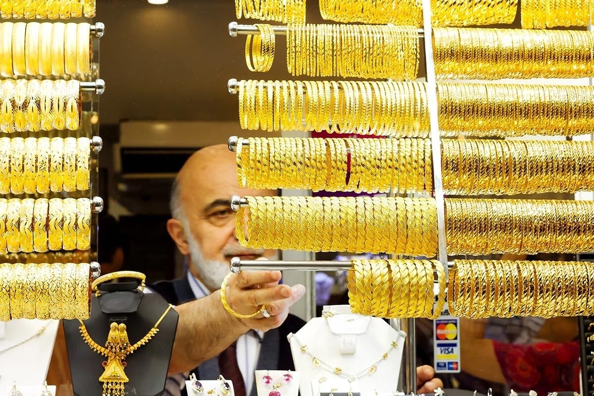 هشتمین ماه رکود بازار طلا و سکه / طلای ۲۰۰۰ دلاری نجات دهنده خواهد بود؟