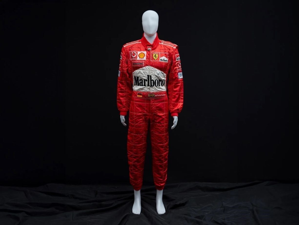 فروش میلیاردی لباس استفاده شده یک ورزشکار!