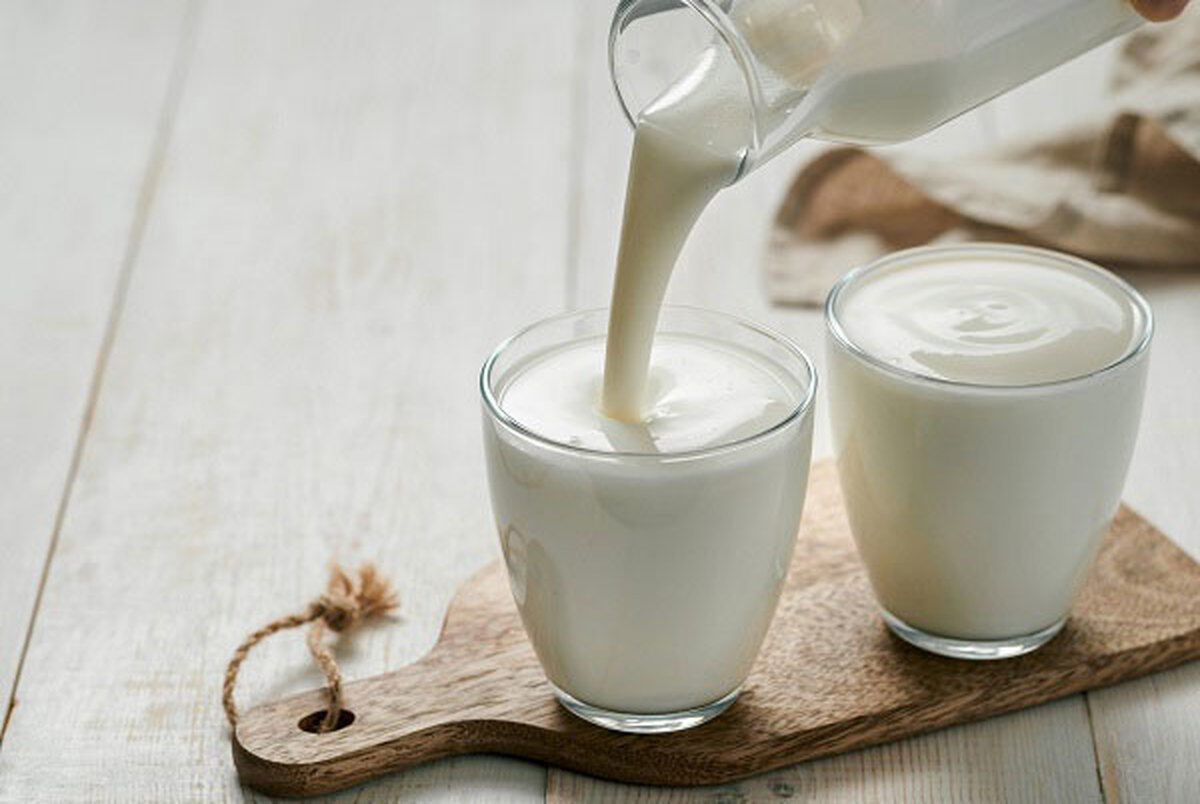 در روزهای آلوده شیر کم چرب بخوریم یا پرچرب؟ + لیست قیمت انواع شیر