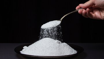 مصرف نمک و شکر  ایرانی ها چهار برابر استاندارد جهانی