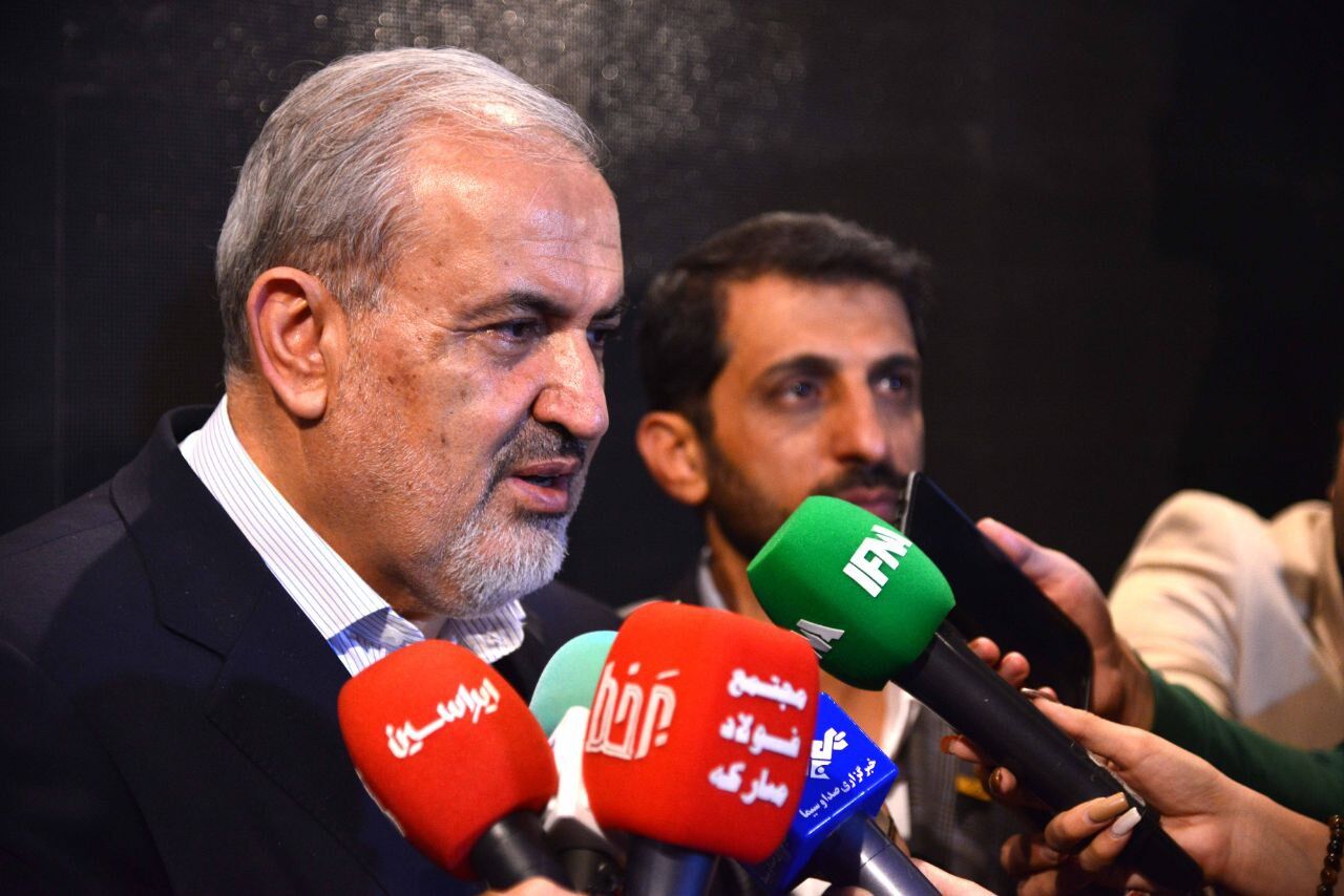 وزیر صمت: فولاد مبارکه در حمایت از دانشبنیانها، حرف را به عمل تبدیل کرد/ سرمایهگذاری ۸۶۰ میلیارد تومانی فولاد مبارکه در ۲۱ پروژه فناورانه