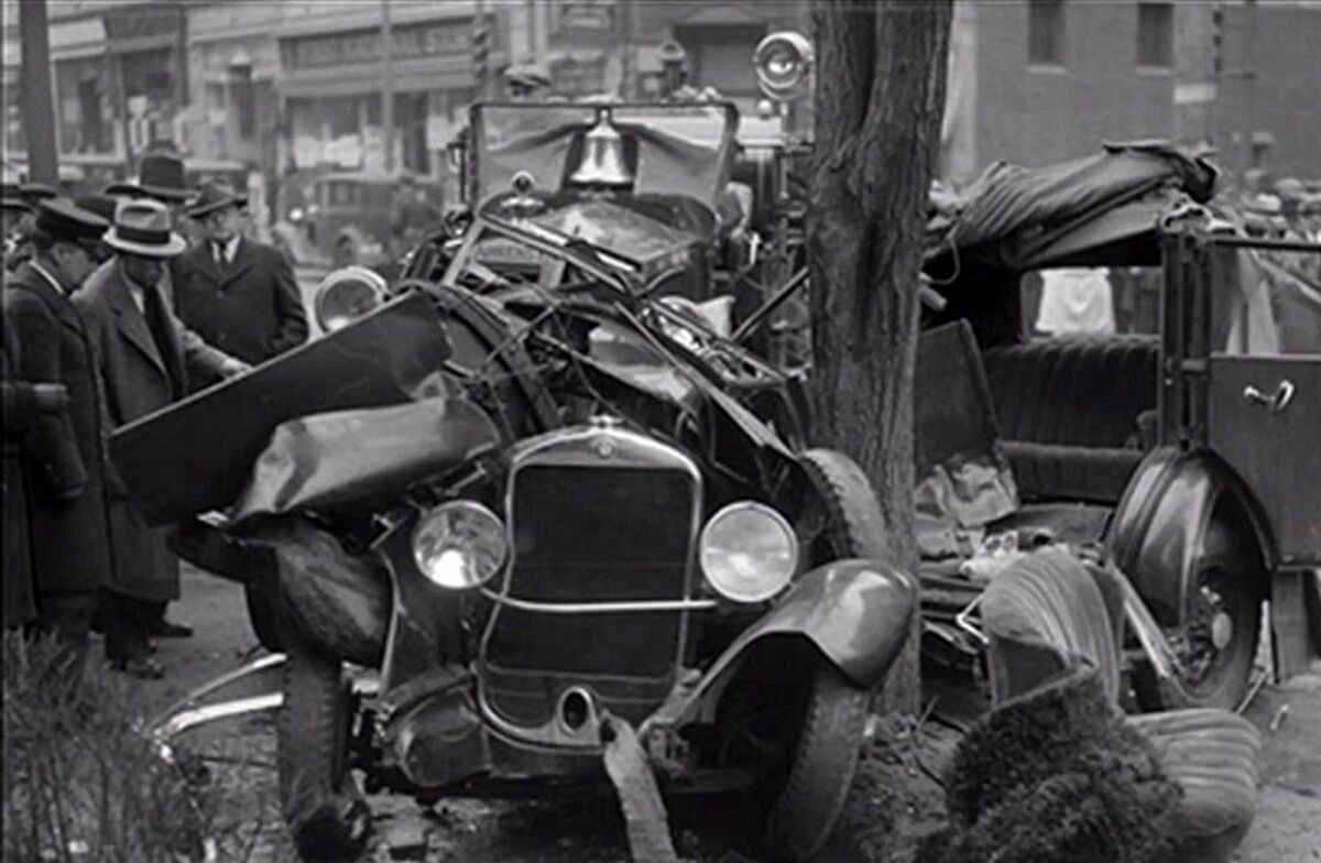 تست عجیب ایمنی خودرو در سال ۱۹۳۰! + فیلم