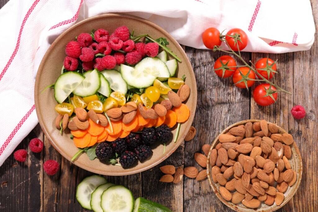 مشاوره تغذیهای برای سلامت دوره قاعدگی؛ ارتباط رژیم غذایی با قاعدگی