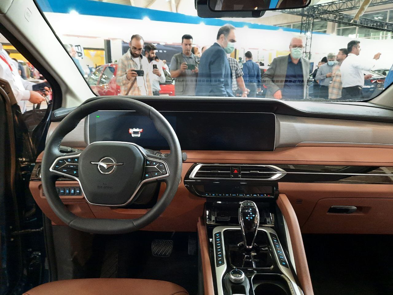 اولین محصول ۷ نفره ایران خودرو به بازار آمد + عکس