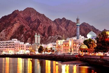 چرا این روزها بازار سفر ایرانی‌ها به عمان خیلی داغ شده است؟ + لیست قیمت تورهای عمان