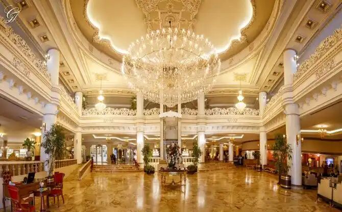 سرمایه گذاری در صنعت هتلداری