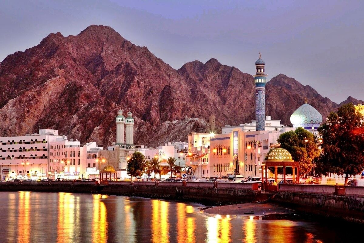 چرا این روزها بازار سفر ایرانی‌ها به عمان خیلی داغ شده است؟ + لیست قیمت تورهای عمان