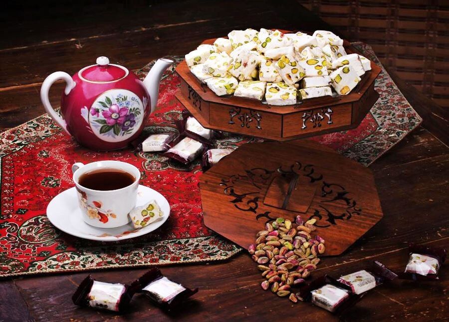 قیمت‌ تلخ شیرینی‌های محبوب و سنتی ایرانی /  ۴۵۰ گرم گز مغزدار ۷۲۰ هزار تومان!