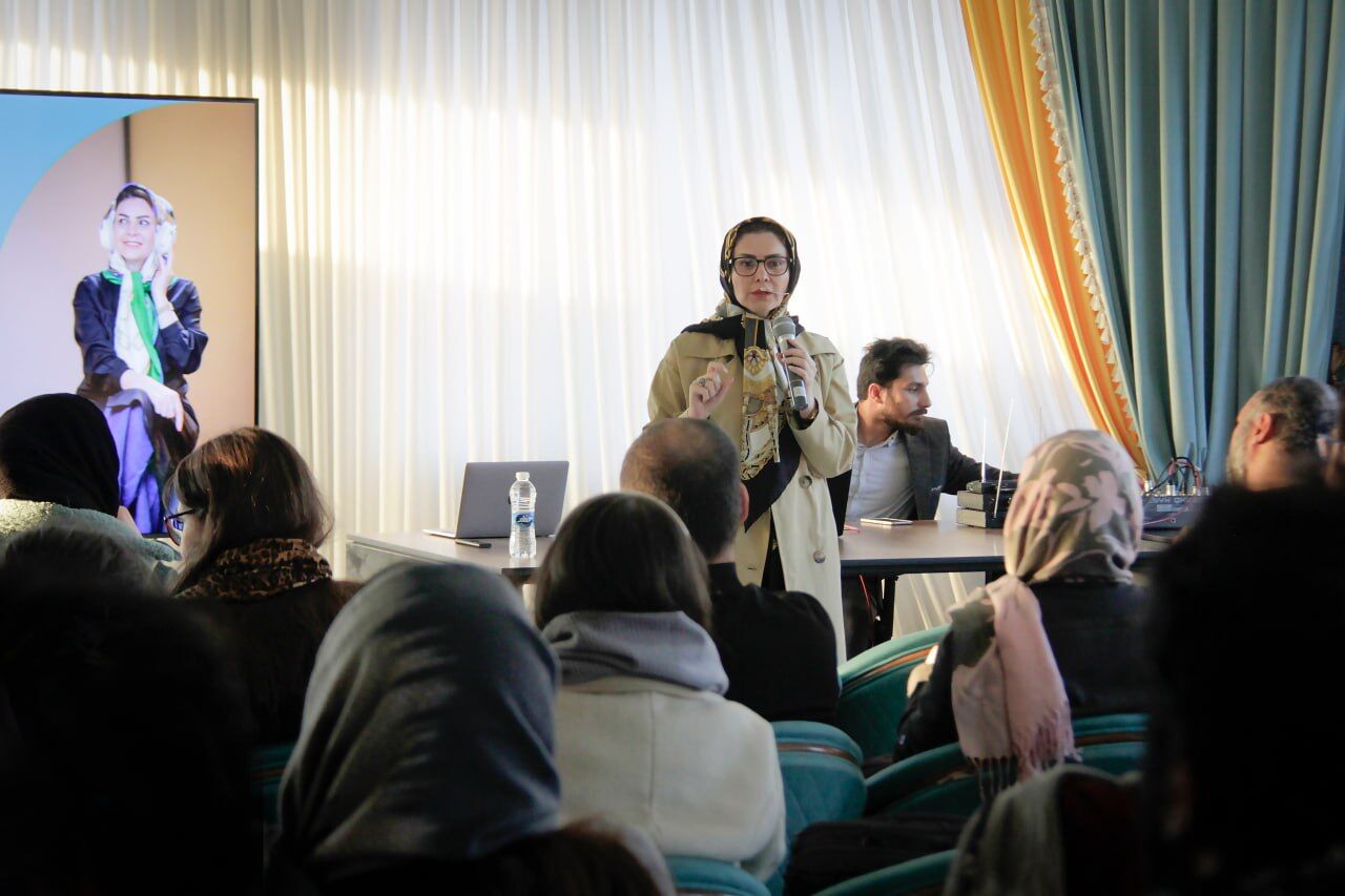 رترو در کنار جویندگان کار / مهارتهای ارتباطی و داستان سرایی به سبک رترو