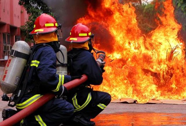 آتش در مینی پالایشگاه منطقه ویژه اقتصادی بیرجند