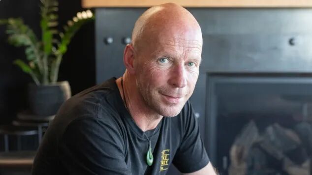 نادرترین عسل مانوکای دنیا که شیشه 230 گرمی آن 2,278 دلار است