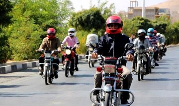 مراسم عجیب ختم برای مردی که عاشق موتورسیکلت بود! + فیلم