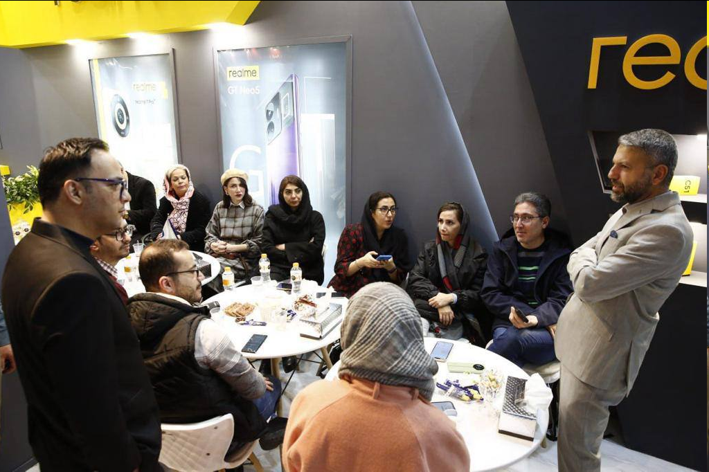 گوشی ریلمی GT۳ با شارژر ۲۴۰ واتی در ایران رونمایی شد