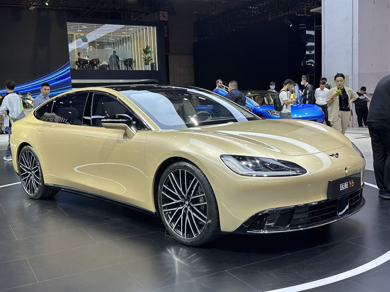 سدان شگفتانگیز چینی رونمایی شد + عکس