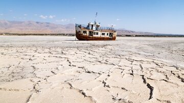 ماجرای برداشت لیتیوم از بستر دریاچه ارومیه چه بود؟