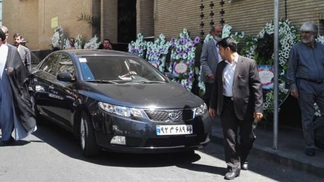 با خودروهای تشریفات ریاست جمهوری ایران آشنا شوید