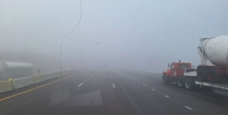 مه شدید در جاده‌های کرمانشاه + عکس و فیلم