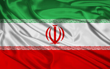پرچم ایران به حالت نیمه افراشته درآمد 