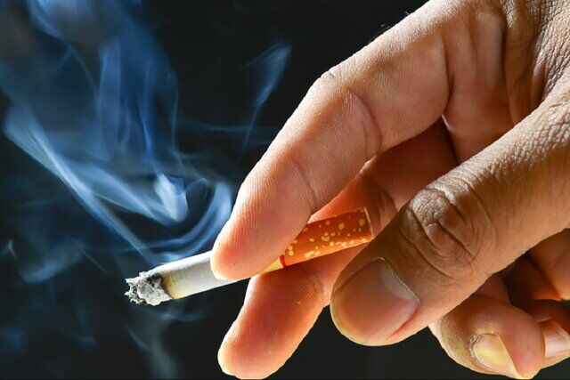 سیگار کشیدن مغز را کوچک می‌کند؟