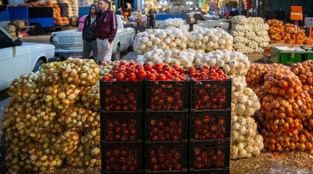 عوارض صادراتی پیاز و گوجه فرنگی تغییر کرد