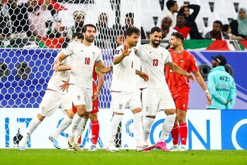 Iran begin AFC Asian Cup with 4-1 victory over Palestine