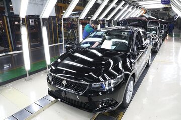 افزایش ۱۰ هزار دستگاهی تولید در ایران خودرو / بهبود شاخص‌های کیفی محصولات