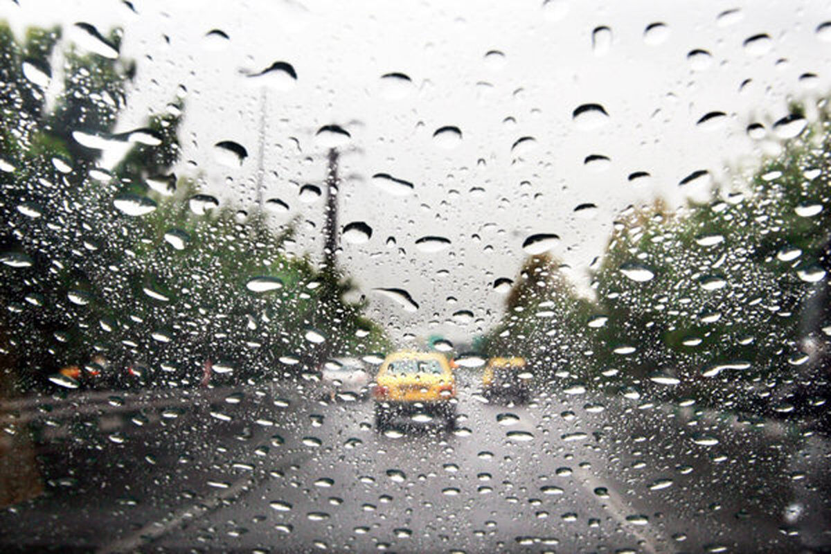 هشدار هواشناسی: باران تهران شیمیایی است!